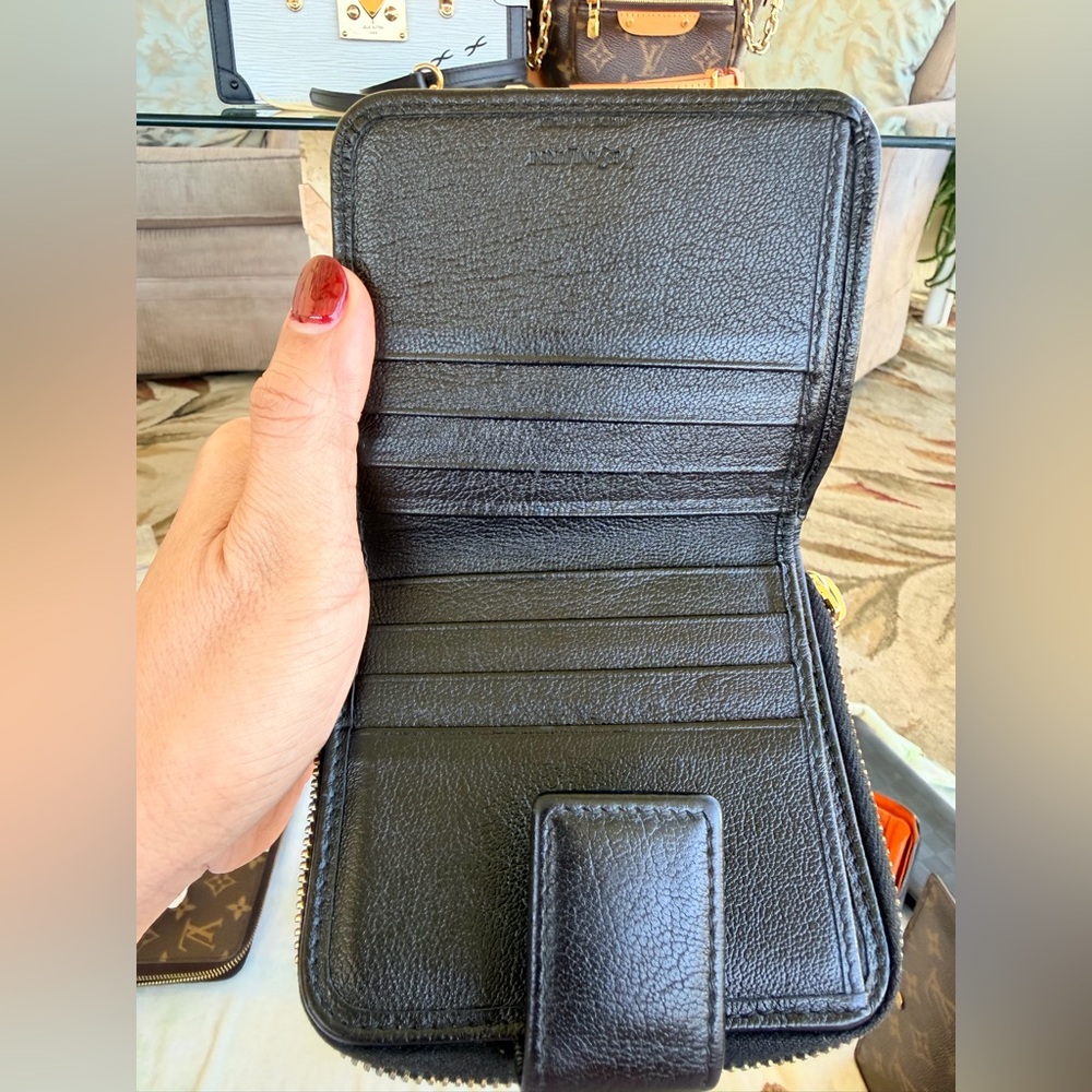 YSL Compact Wallet pre love - Picture 6 of 8